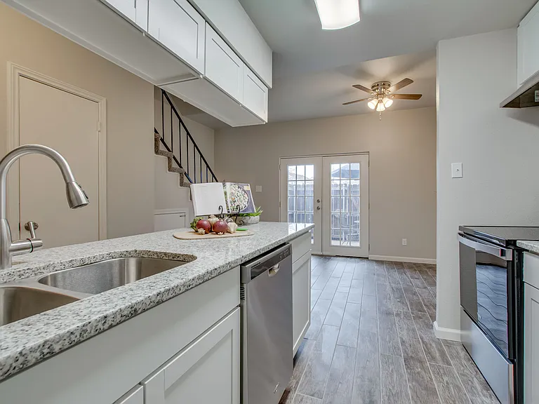 224 Samuel Blvd #K-5 — Photo 12
