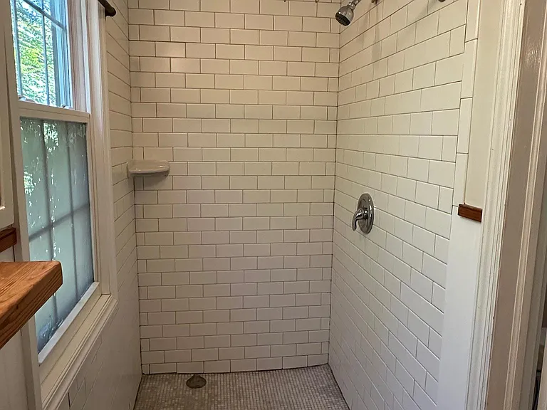 124 W Shore Dr — Photo 16