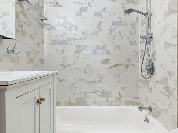 140 West 69th Street image 5 of 8