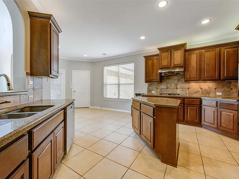3819 Rivermoss Ln — Photo 19