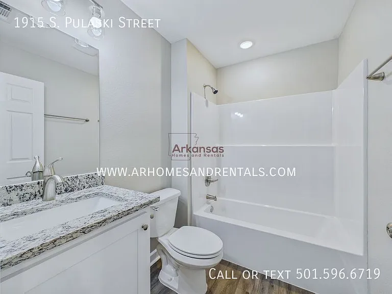 1915 S Pulaski St — Photo 9