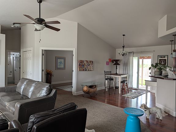 3rd image of 16633 Woodduck St