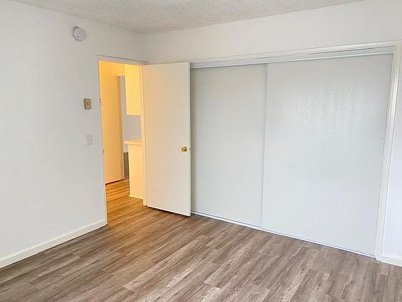 5th image of 12746 Pacific Ave #6