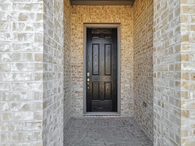 405 Portina Dr — Photo 22
