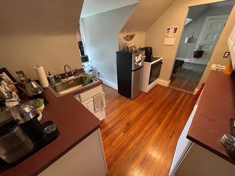 80 Westminster Rd #4 — Photo 7