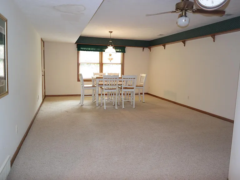 525 Spring Lane Dr — Photo 19
