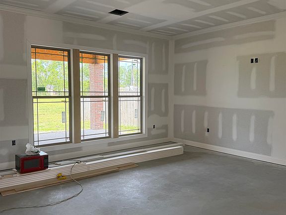2nd image of 269 Rue Reece