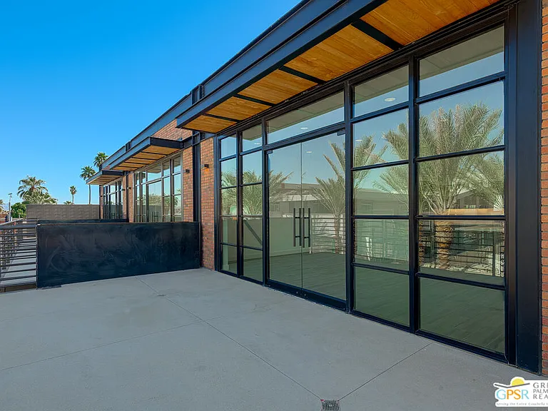 111 N Palm Canyon Dr #201 — Photo 5