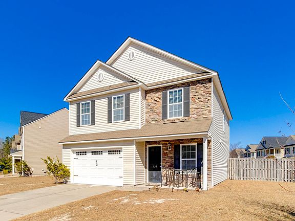 2nd image of 925 Northern Dancer Ln