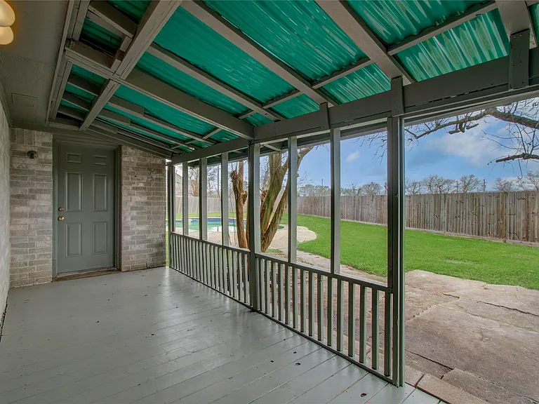 2538 Knights Cir — Photo 41