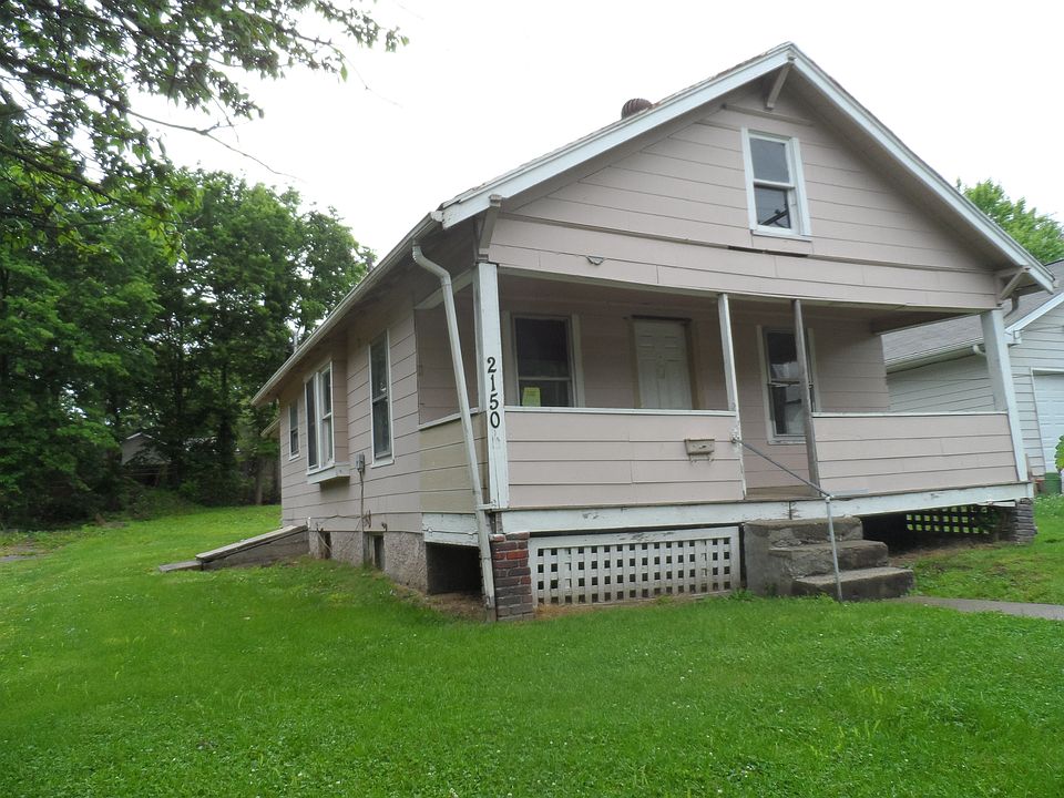 1st image of 2150 N 32nd St