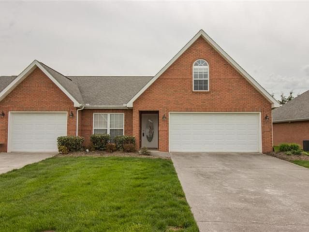 1st image of 2909 Dominion Dr