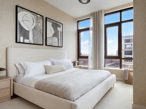 480 Kent Avenue image 4 of 30