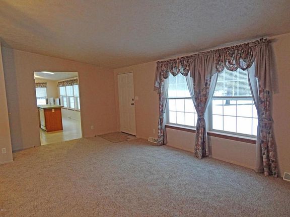 2nd image of 240 Lake Park Ln