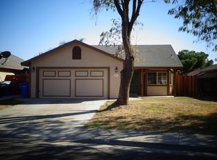 1203 Tempe Dr, Hanford, CA 93230