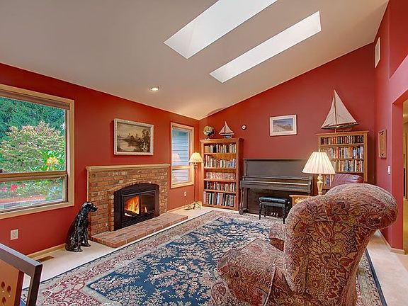 Fireplace / Great Room
