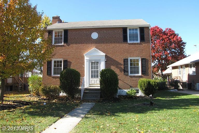 1st image of 8204 Evergreen Dr