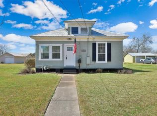 303 Main St, Sugar Land, TX 77498