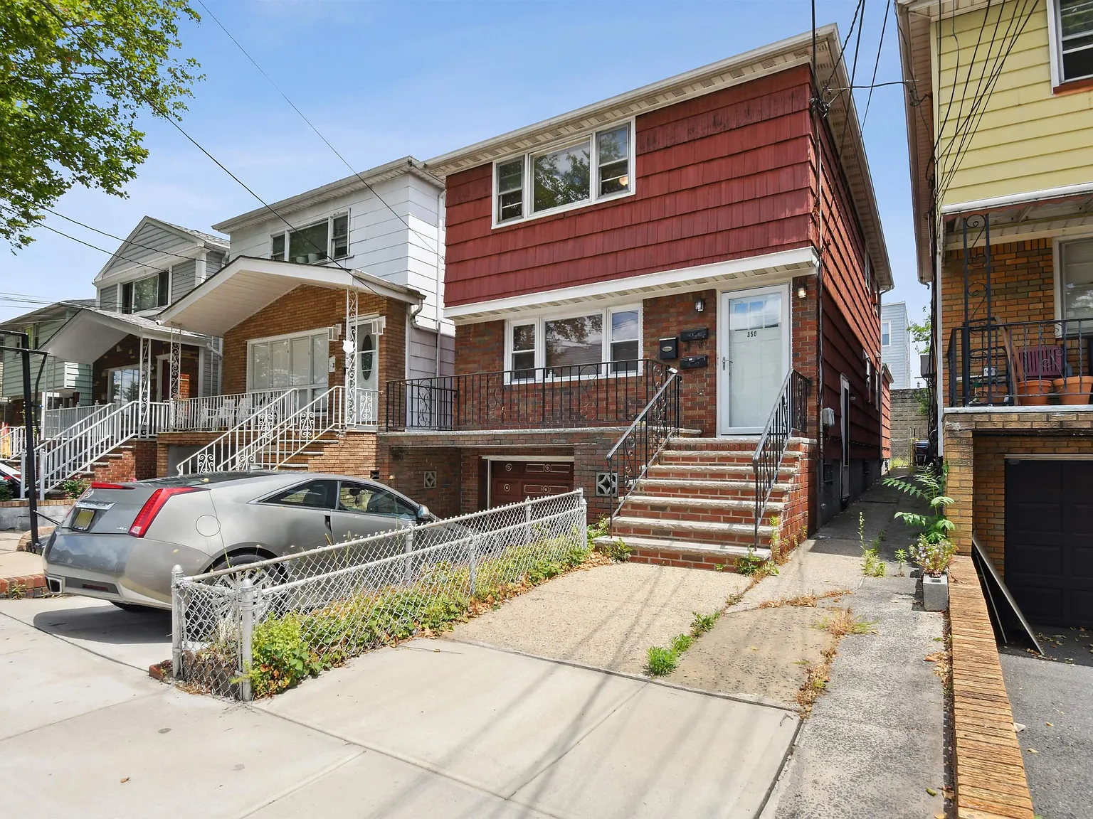 2 bed, 1.0 bath, $2,100 — Photo 2