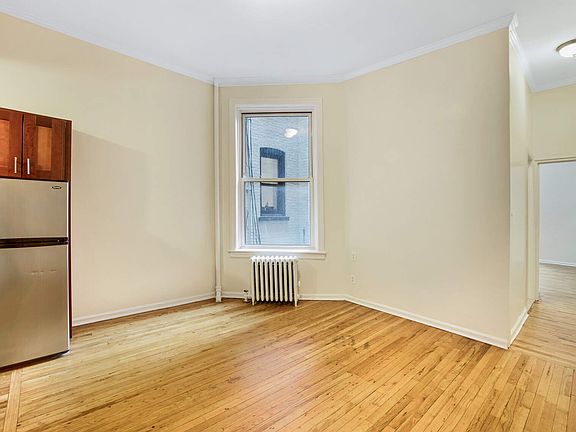 2nd image of 155 Garfield Pl APT 1C