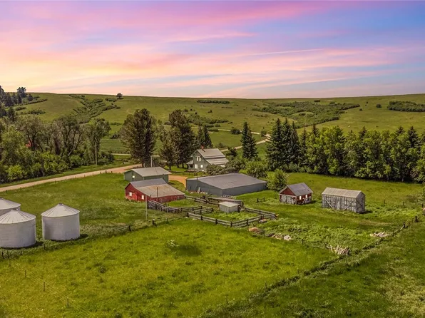 6058 Cottonwood Creek Rd, Lewistown, MT 59457
