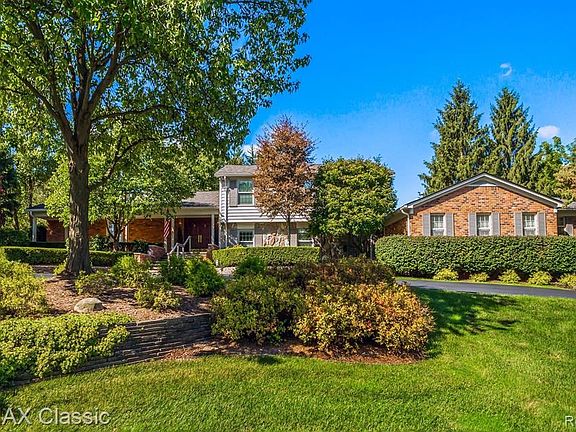 3rd image of 12881 Beacon Hill Dr