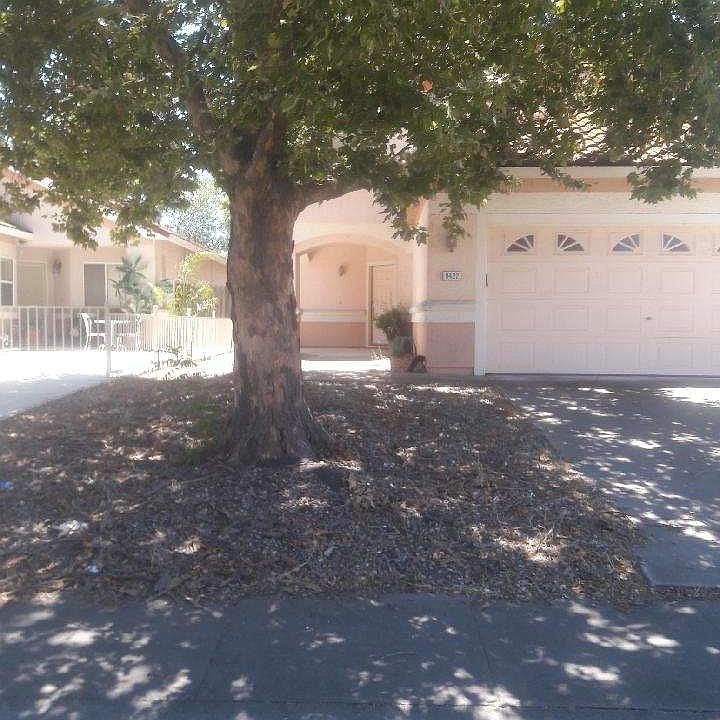 1st image of 9422 Holford Way