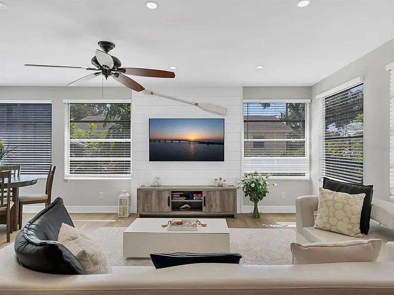 2428 Whippoorwill Cir — Photo 3