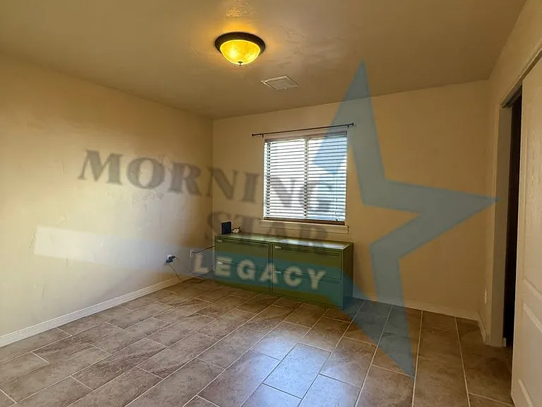 4648 Mesa Rico Dr — Photo 14