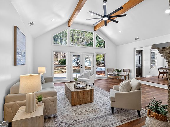 2nd image of 260 Chimney Springs Rd