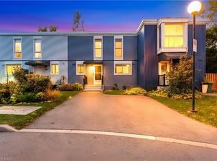 25 Britten Close #B56, Hamilton, ON L9C4J8