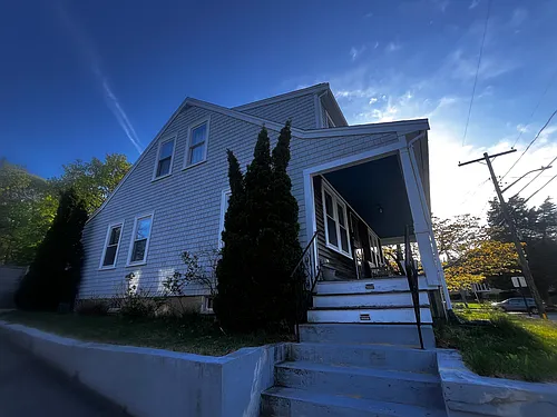 56 Alden St Photo 1