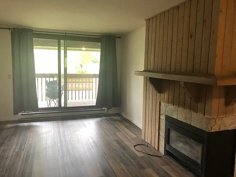 3454 Creekbank Ct — Photo 2