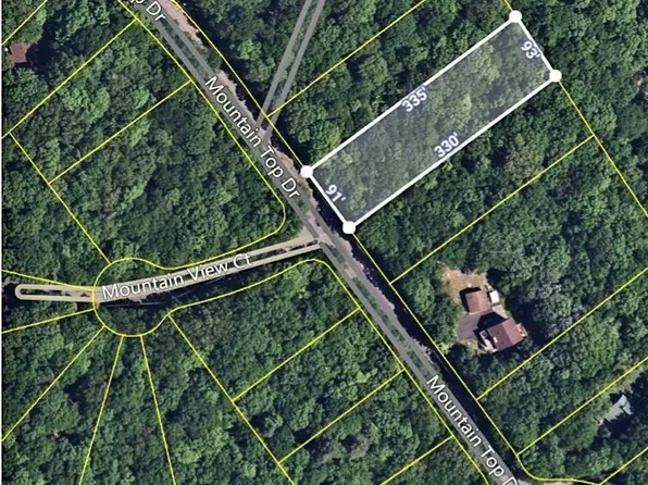 73 Stone Dr, Hawley, PA 18428