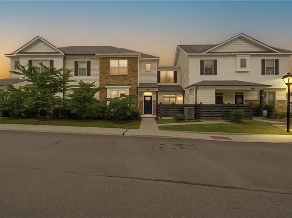 609 Kathy Ann Way, Carrollton, VA 23314