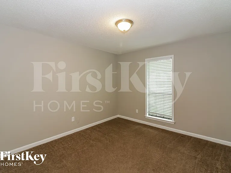 4619 Leash Ln — Photo 13