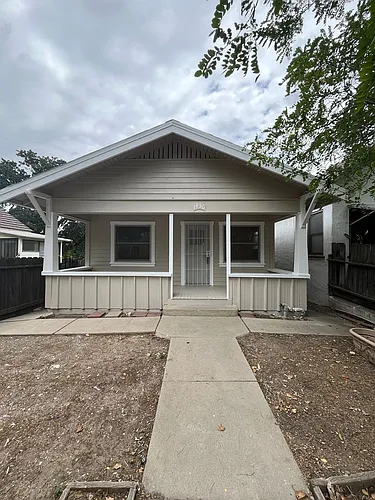 1434 Pine St Photo 1