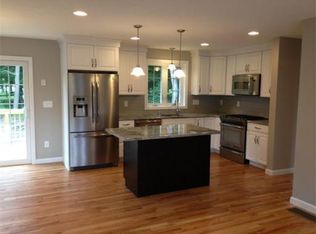 104 Winterberry Ln, North Easton, MA 02356