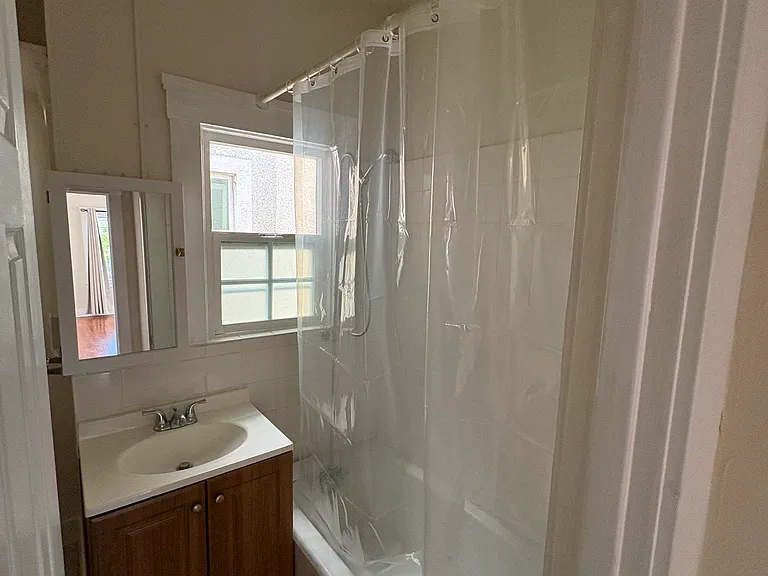 1635 N Alexandria Ave #5 — Photo 10