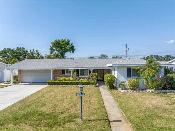 5877 33rd Ave N, Saint Petersburg, FL 33710