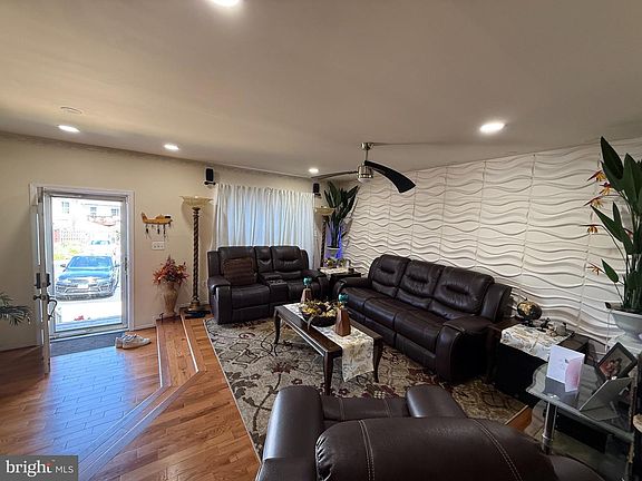 3rd image of 3543 Nexus Ct