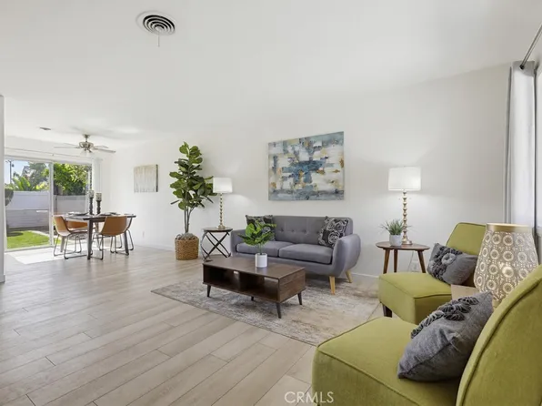 15852 Tullow Ln, Huntington Beach, CA 92647