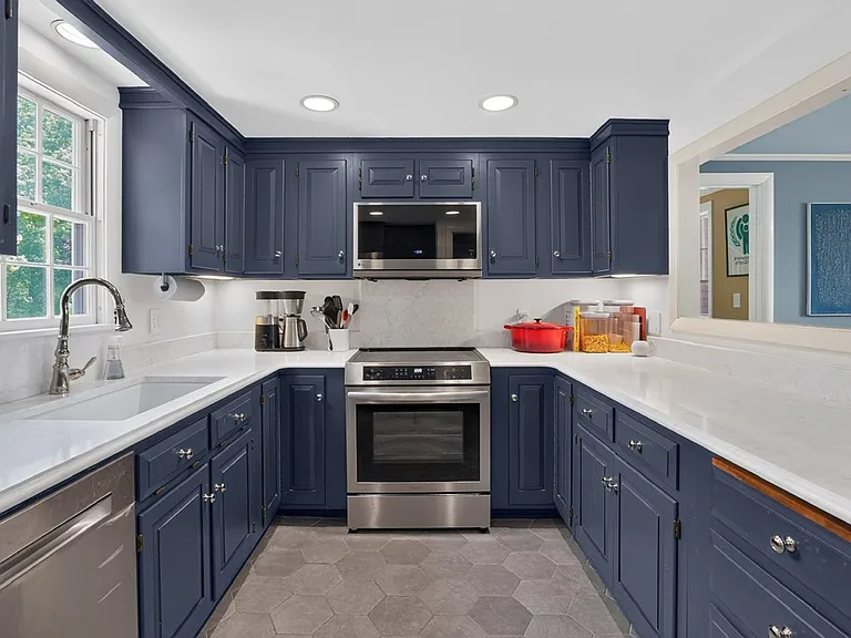 2312 Godfrey Rd — Photo 4