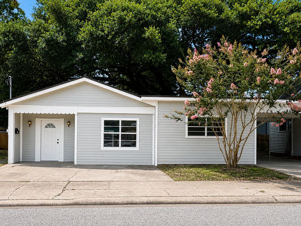 1st image of 526 1/2 Evangeline Dr