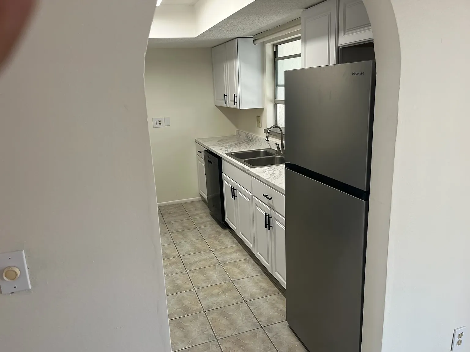 2 bed, 1103 sqft, $2,195 — Photo 3