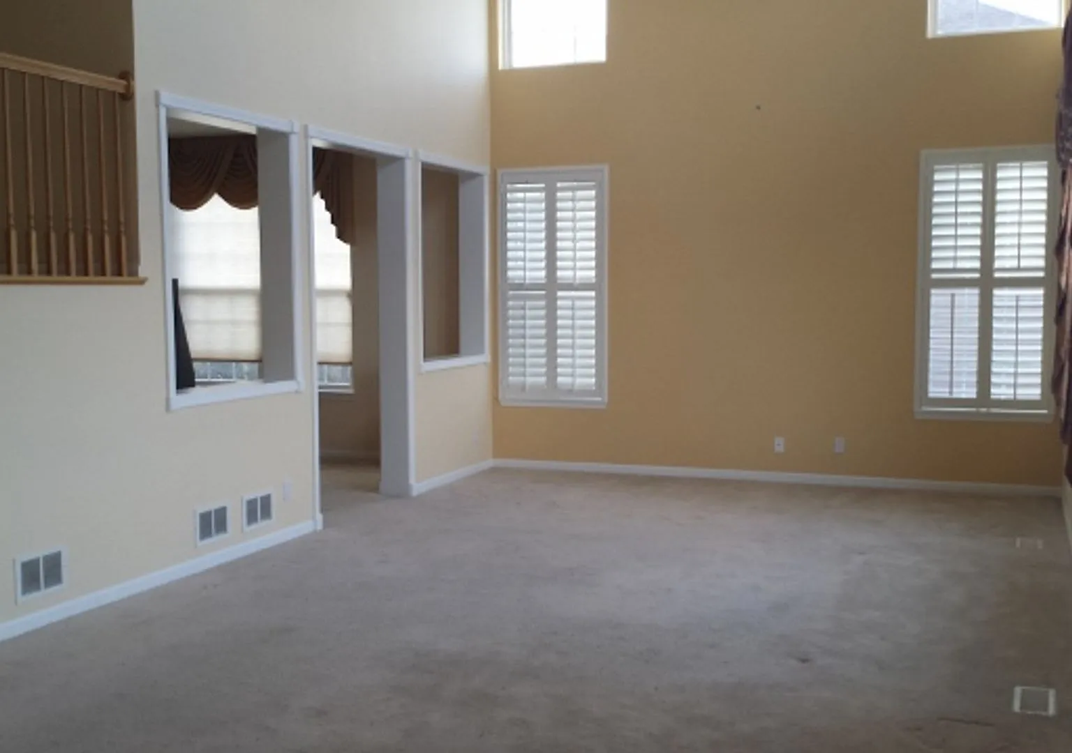 Four Bedroom Home in Walnut Trails — Photo 4