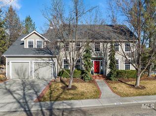 2760 E Parkriver Dr, Boise, ID 83706