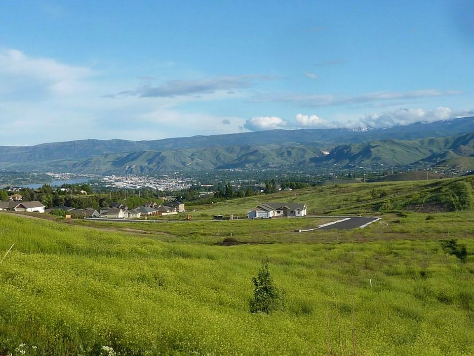 2nd image of 190 Sunny Meadows Loop