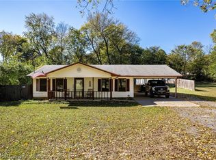 2124 Harrison St, Van Buren, AR 72956