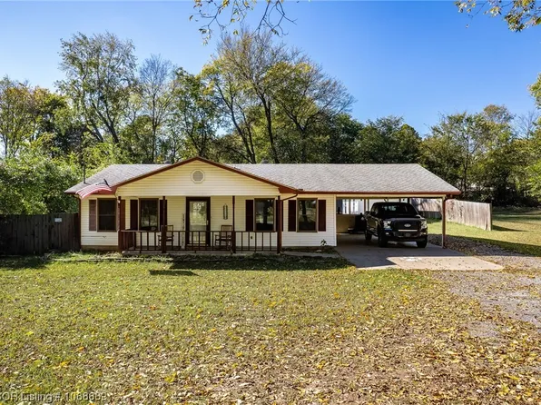 2124 Harrison St, Van Buren, AR 72956